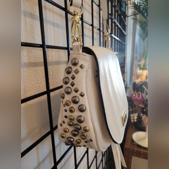 Juicy Couture Studded Moto Rocker Off White Crossbody Bag - Picture 3 of 10